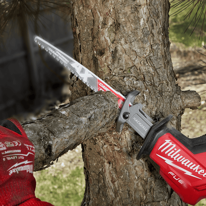 The AX™ With Carbide Teeth For Pruning And Clean Wood 225mm 1Pk