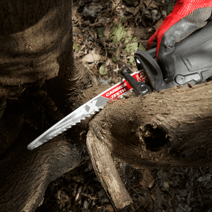 The AX™ With Carbide Teeth For Pruning And Clean Wood 225mm 1Pk