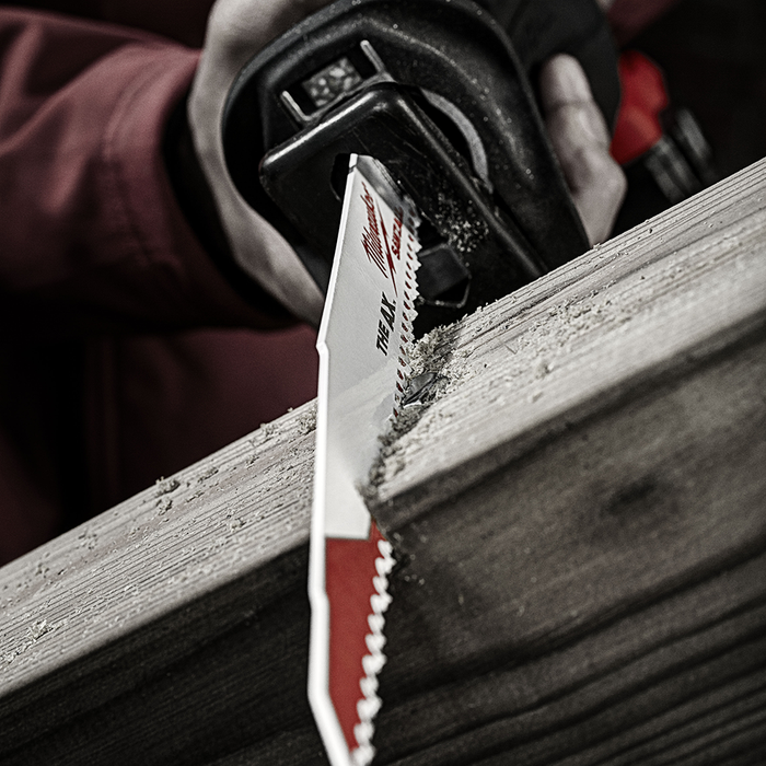 The Ax™ Wood Demolition SAWZALL™ Blade 230mm 5TPI Pkt 5