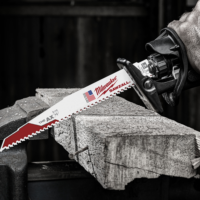 The Ax™ Wood Demolition SAWZALL™ Blade 230mm 5TPI Pkt 5