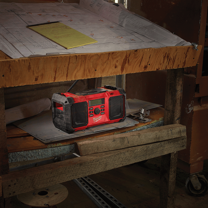 M18™ Digital Jobsite Radio DAB+ (Tool Only)